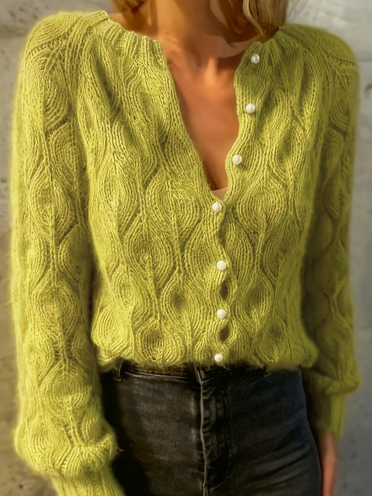 Cardigan mit Wellenmuster und Perlenknöpfen für Damen