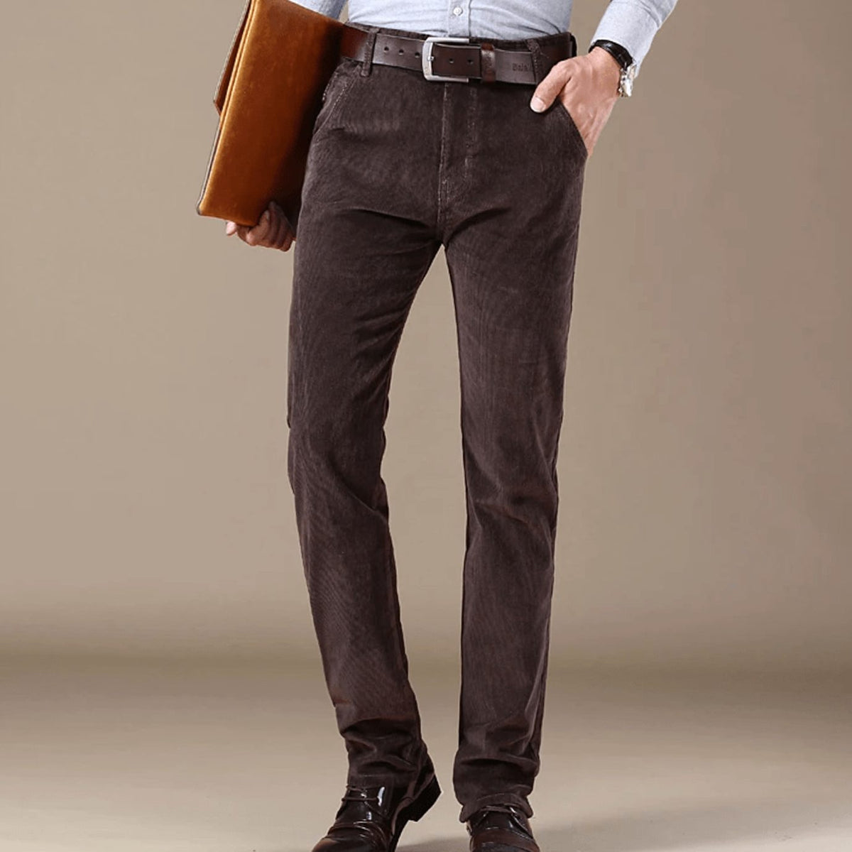 Cordhose mit schmalem Schnitt und geradem Bein für Herren - Dunkelbraun