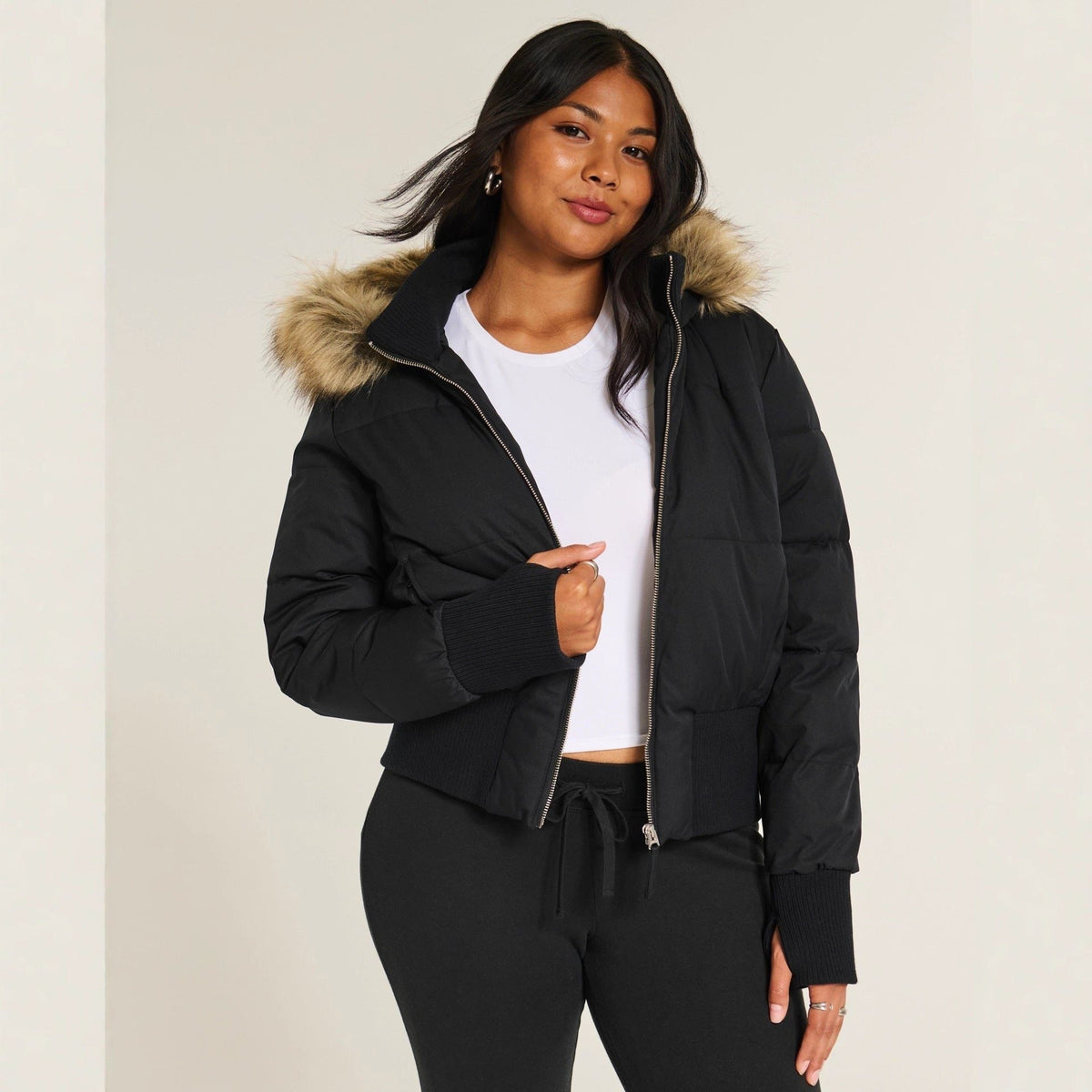 Cropped Hooded Puffer Jacket with Plush Collar - Black