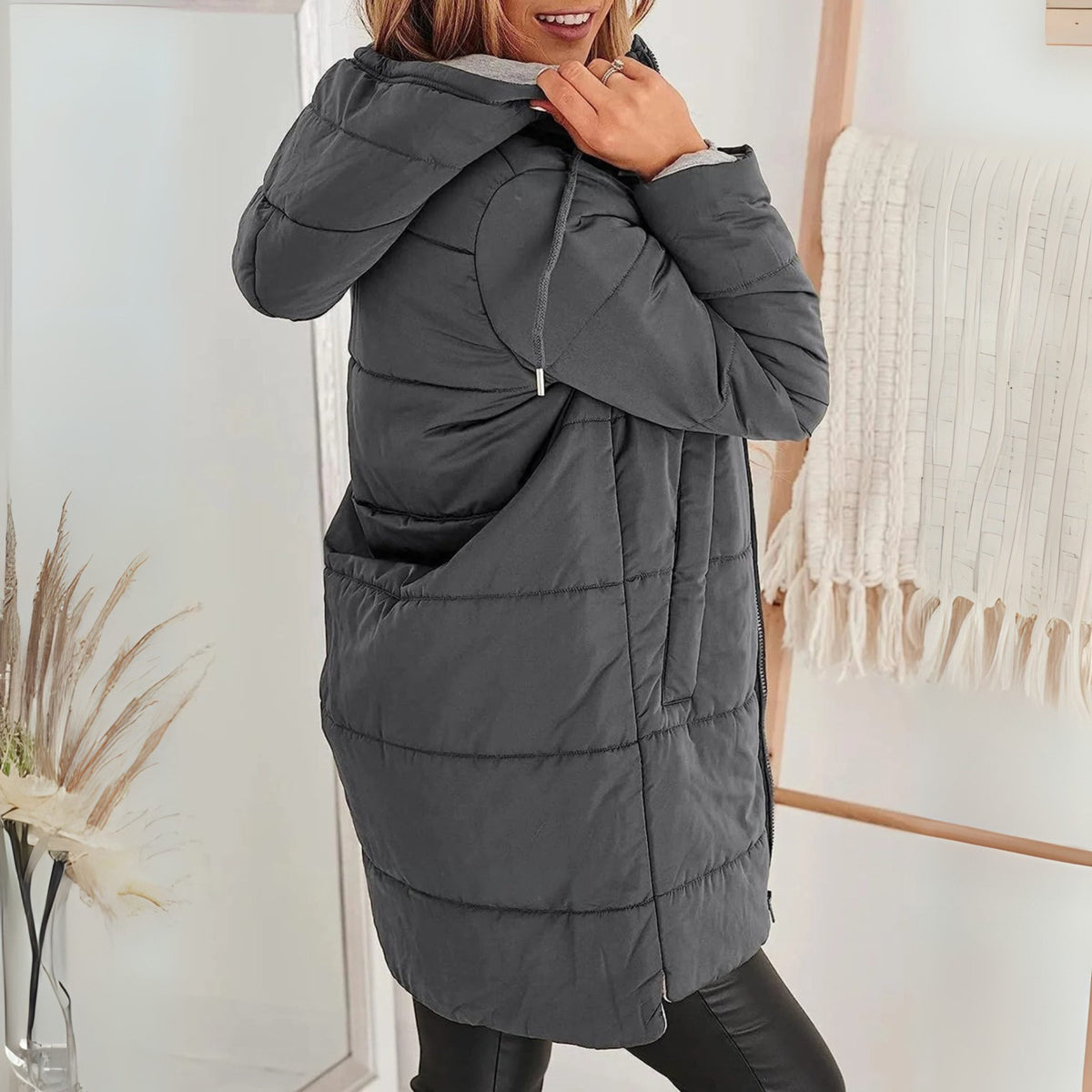 Pufferjacke mit Steppung und Kapuze für Damen