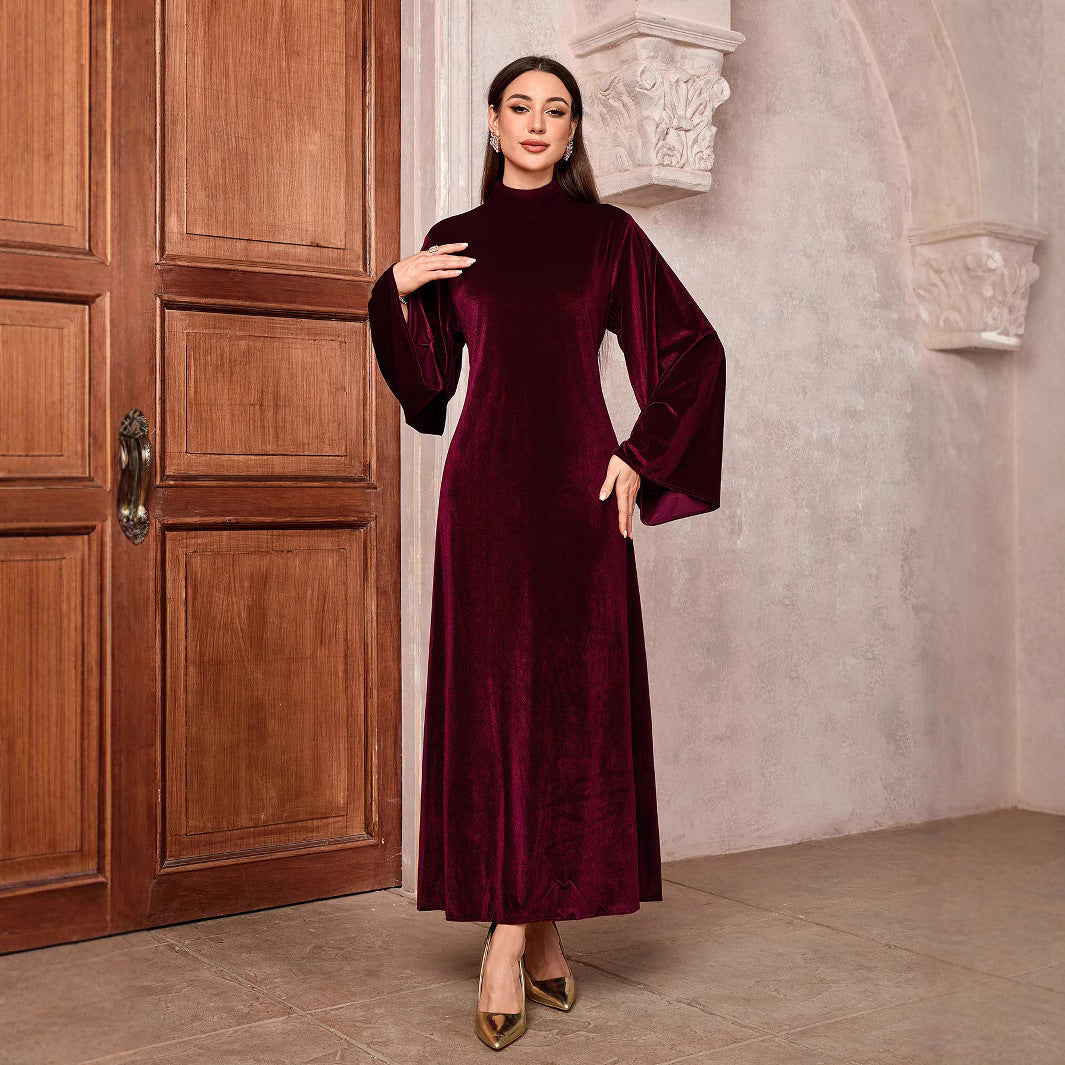 Samtkleid mit Stehkragen und Glockenärmeln für Damen