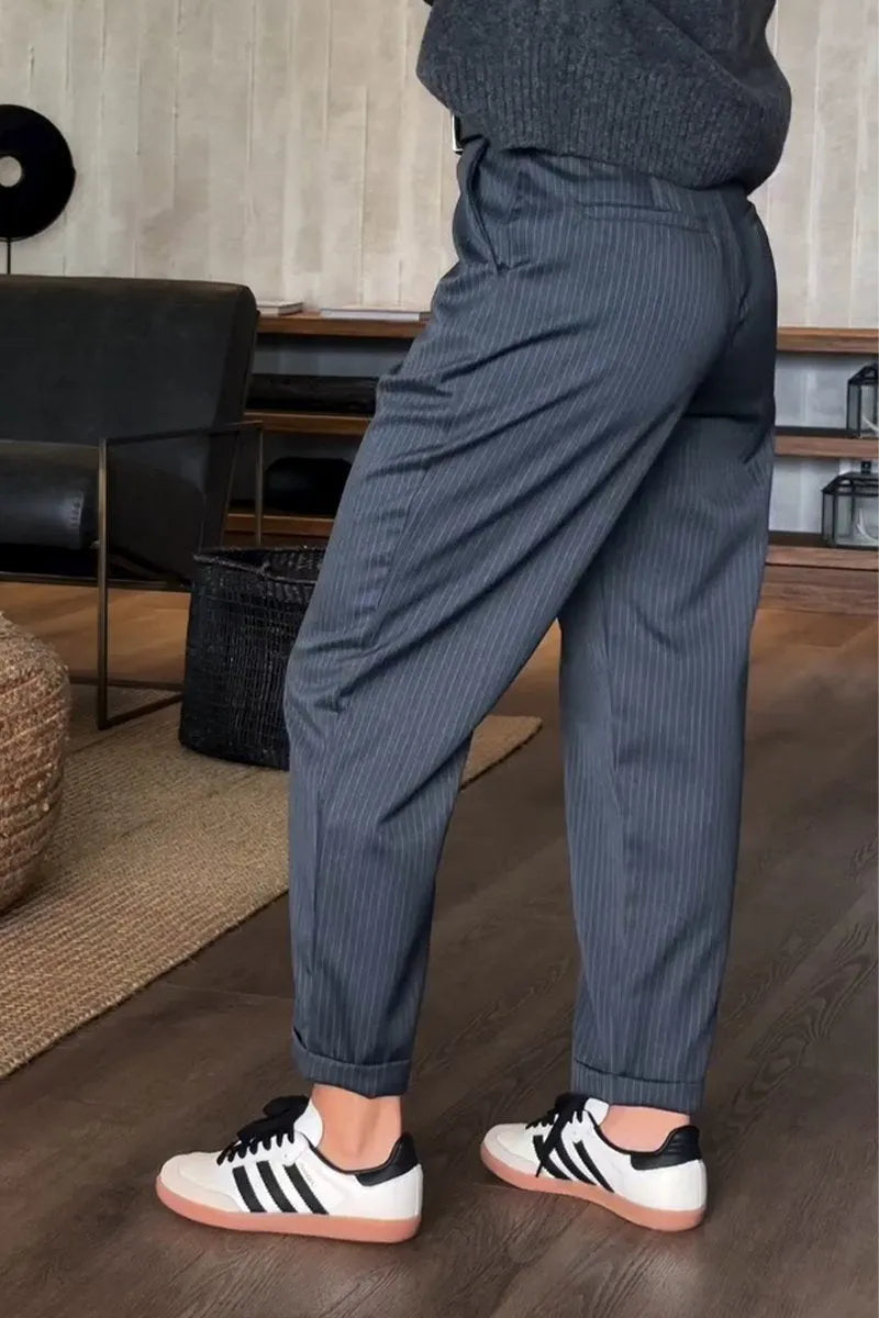 Stoffhose mit Nadelstreifen und hohem Bund für Damen