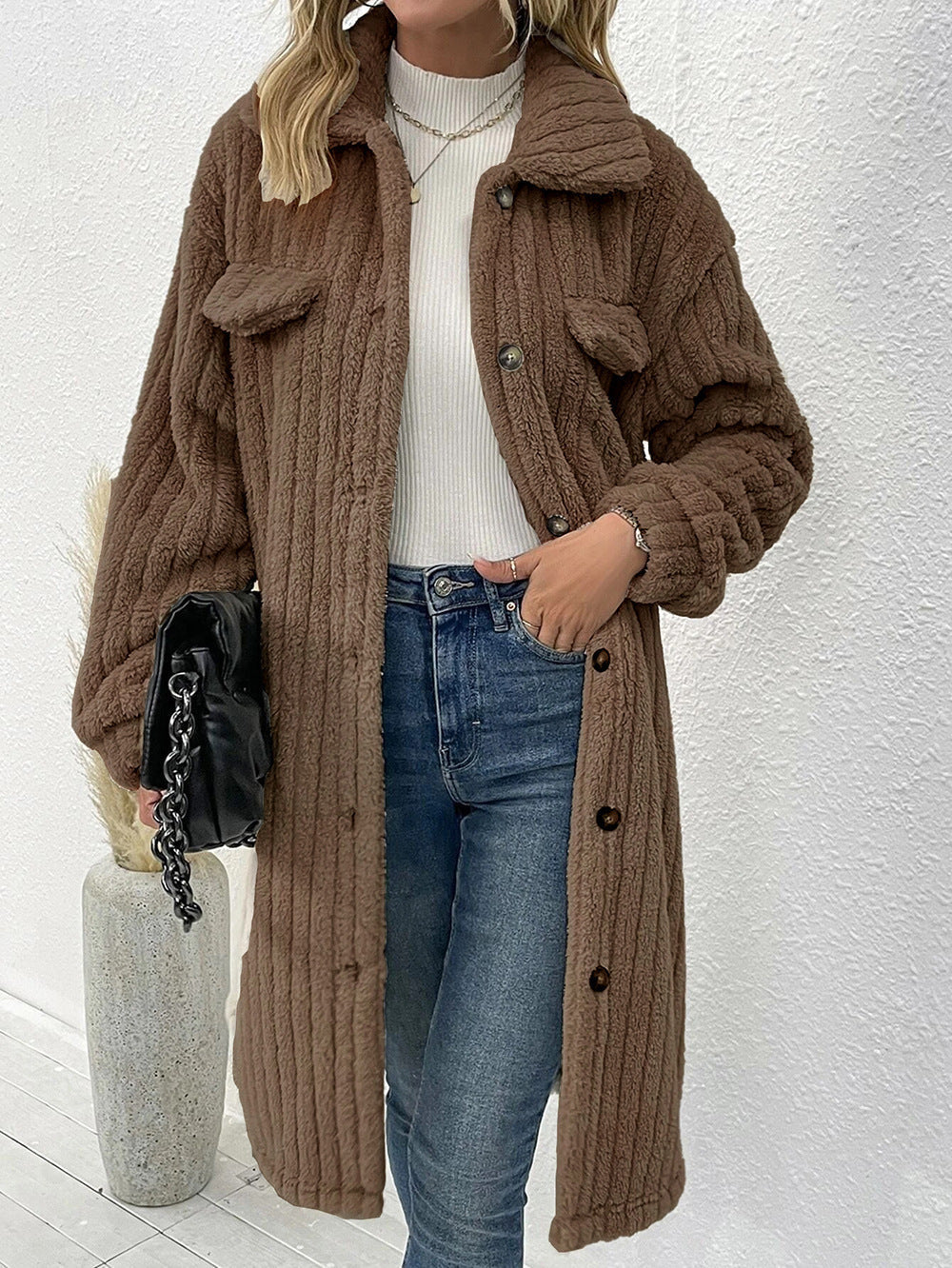 Teddymantel mit Rippstruktur und Brusttaschen für Damen - Kaffeebraun