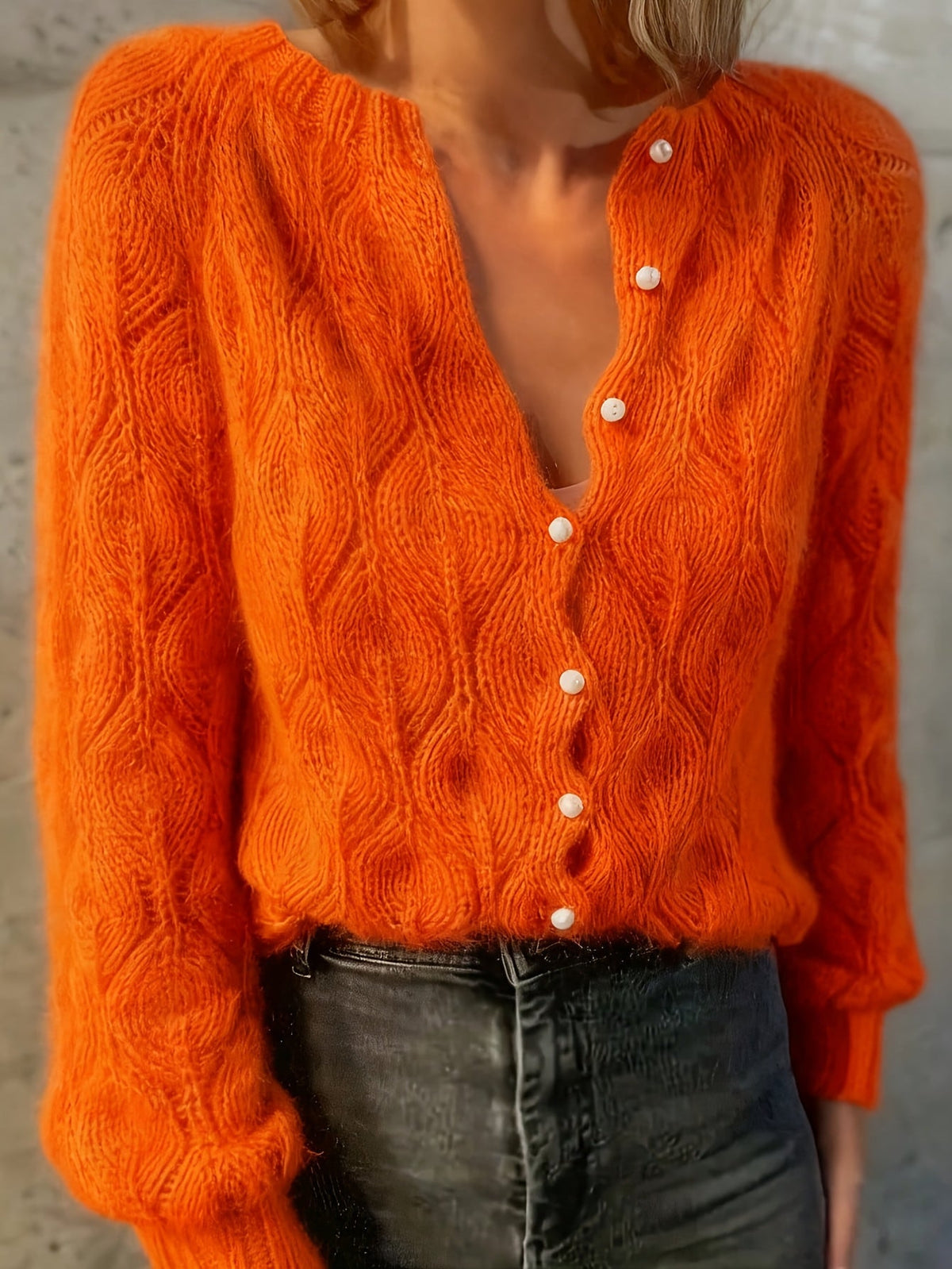 Cardigan mit Wellenmuster und Perlenknöpfen für Damen