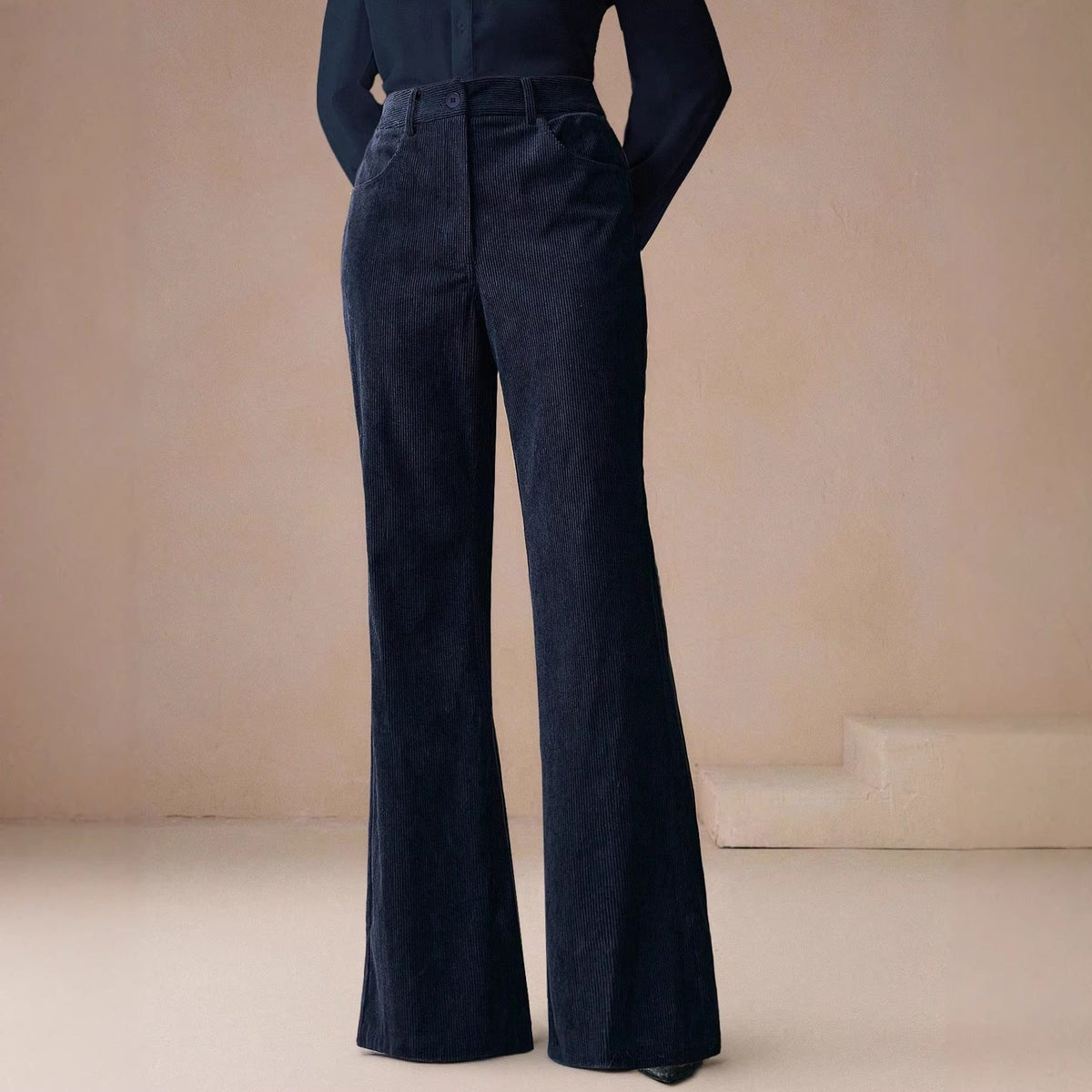 Cordhose mit hohem Bund und weitem Bein für Damen