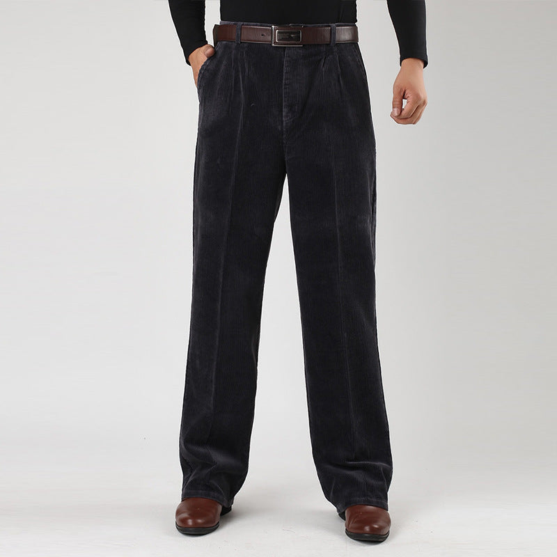 Cordhose mit weitem Bein und Faltenfront für Herren