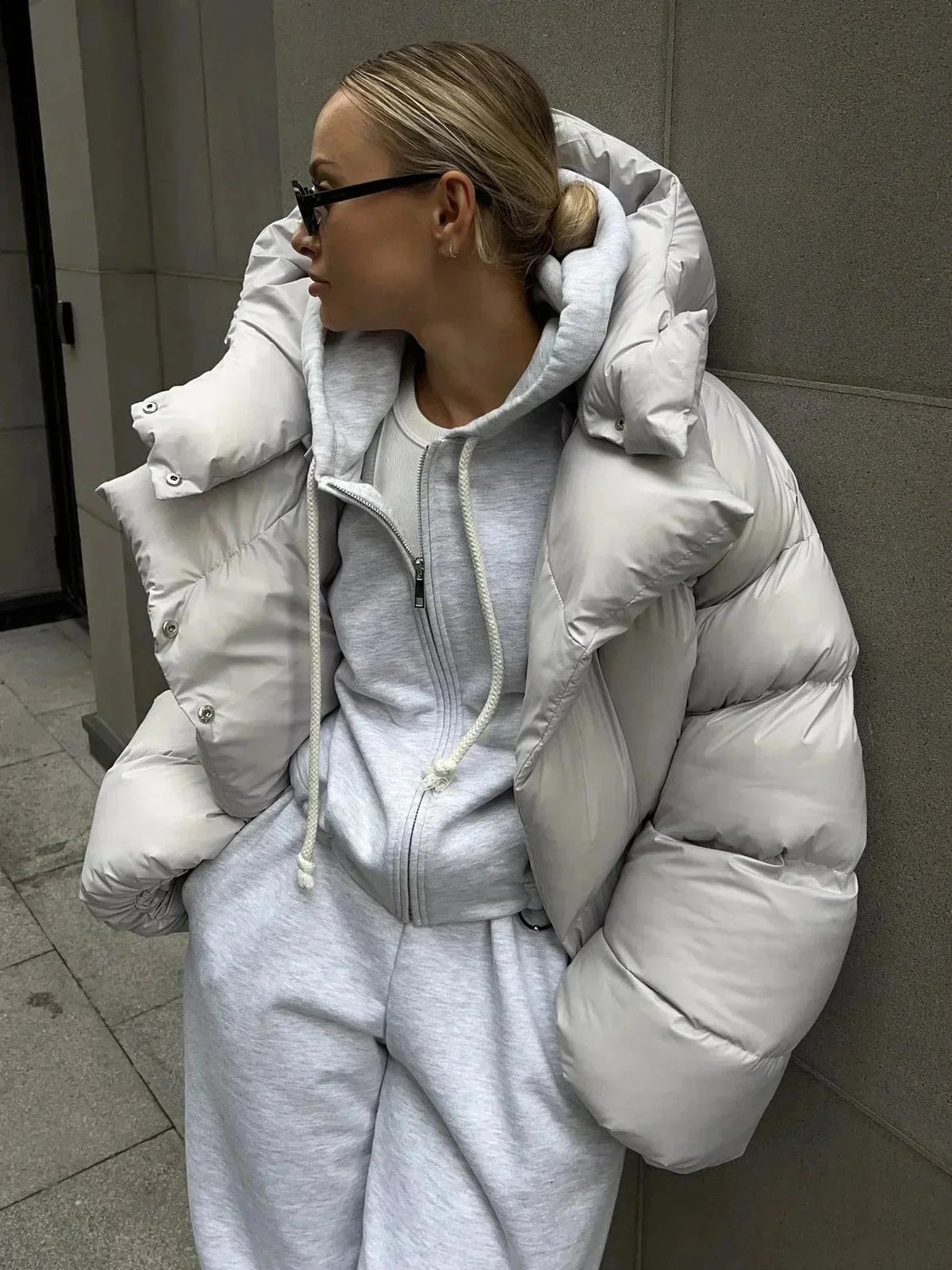 Pufferjacke mit Stehkragen und weitem Schnitt für Damen