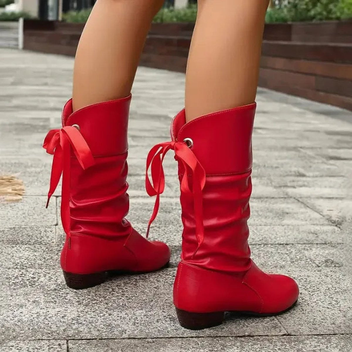 Schnürboots mit Frontschnürung und klaren Linien für Damen