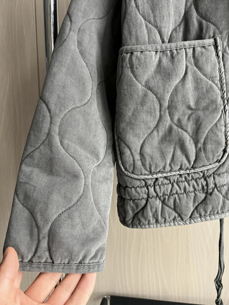 Steppjacke mit Reißverschluss und großen Taschen für Damen