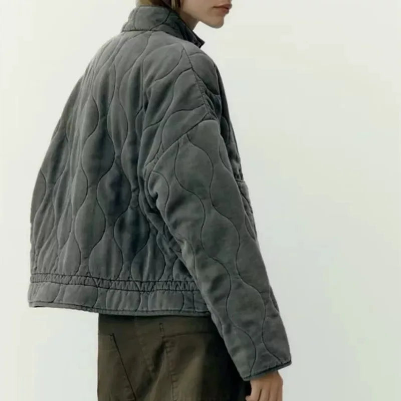 Steppjacke mit Reißverschluss und großen Taschen für Damen