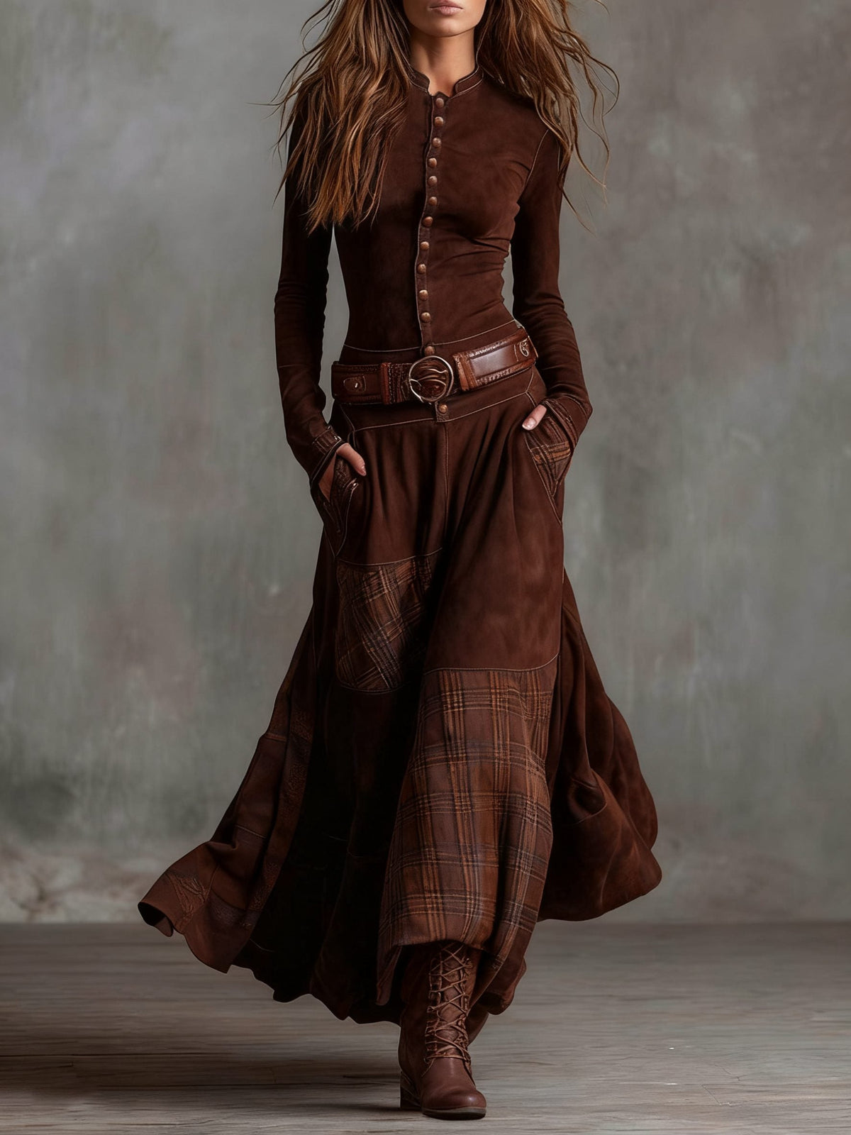 Winterkleid mit Karoeinsätzen und Gürtel für Damen